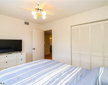 7794 Emerald Circle - Photo Thumbnail 30