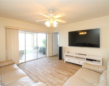 7794 Emerald Circle - Photo Thumbnail 18