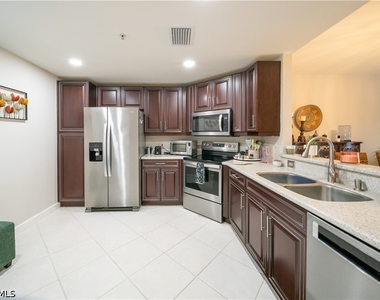 3029 Driftwood Way - Photo Thumbnail 5