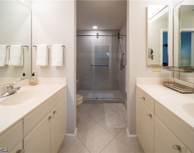 3029 Driftwood Way - Photo Thumbnail 11