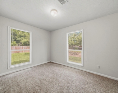 1413 George Street - Photo Thumbnail 7