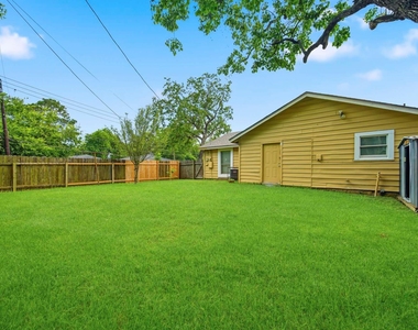 1413 George Street - Photo Thumbnail 10