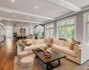 4 Brookview - Photo Thumbnail 4