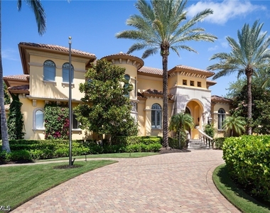 3280 Gordon Drive - Photo Thumbnail 2