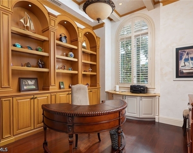 3280 Gordon Drive - Photo Thumbnail 23