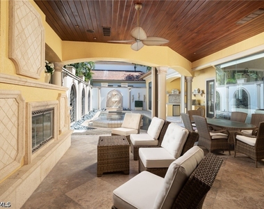 3280 Gordon Drive - Photo Thumbnail 16