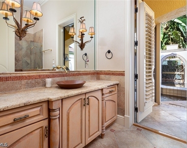 3280 Gordon Drive - Photo Thumbnail 24