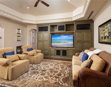 3280 Gordon Drive - Photo Thumbnail 29