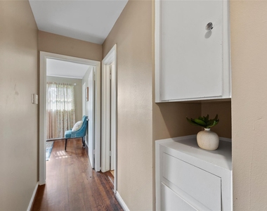 10355 Duncum Street - Photo Thumbnail 19