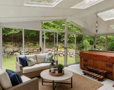 281 Kinnelon - Photo Thumbnail 10