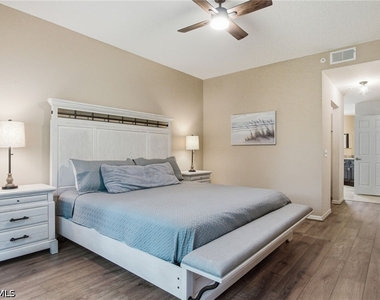 77 Silver Oaks Circle - Photo Thumbnail 13