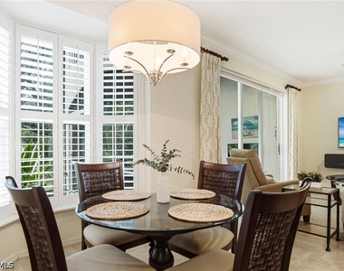 77 Silver Oaks Circle - Photo Thumbnail 9