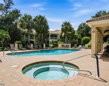 77 Silver Oaks Circle - Photo Thumbnail 24