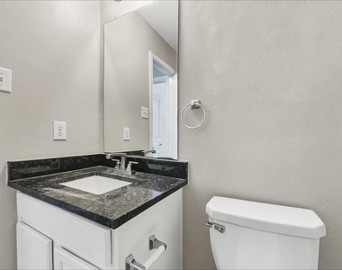 10719 Woodwind Shadows Drive - Photo Thumbnail 13