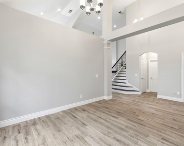 6231 Presidio Canyon Drive - Photo Thumbnail 9