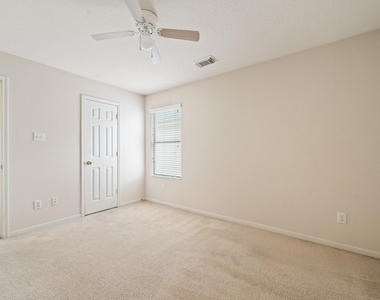 2923 Ridge Scene Way - Photo Thumbnail 32