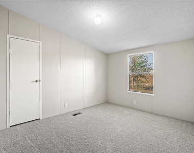 13074 Aspen Way Court - Photo Thumbnail 32