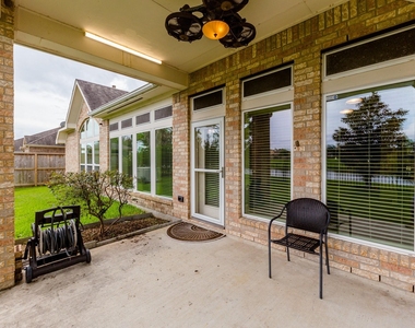 2703 Wild Lilac Drive - Photo Thumbnail 24