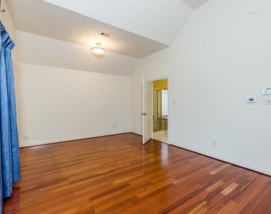 2703 Wild Lilac Drive - Photo Thumbnail 20