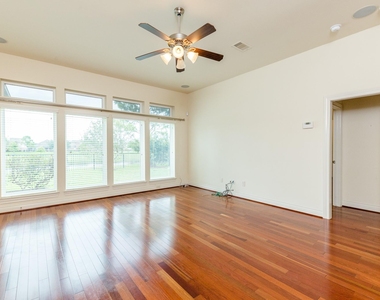 2703 Wild Lilac Drive - Photo Thumbnail 18