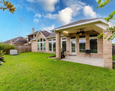 2703 Wild Lilac Drive - Photo Thumbnail 23