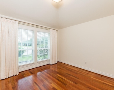 2703 Wild Lilac Drive - Photo Thumbnail 5