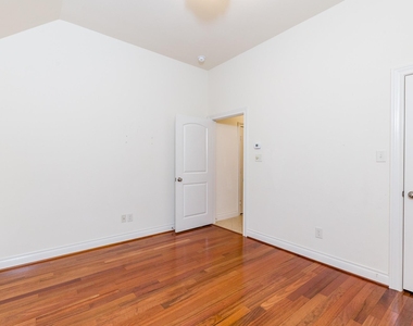 2703 Wild Lilac Drive - Photo Thumbnail 11