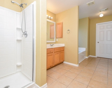 402 New Hope Lane - Photo Thumbnail 37