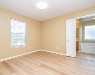402 New Hope Lane - Photo Thumbnail 35