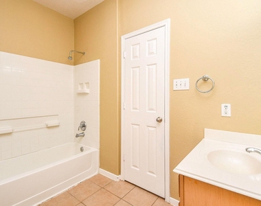 402 New Hope Lane - Photo Thumbnail 43