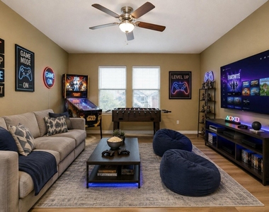 402 New Hope Lane - Photo Thumbnail 19