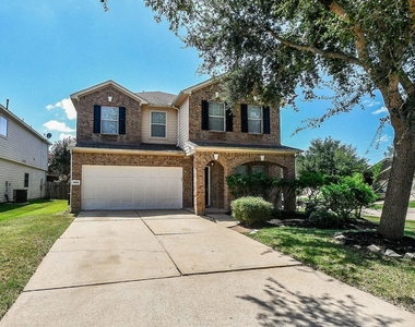 402 New Hope Lane - Photo Thumbnail 3