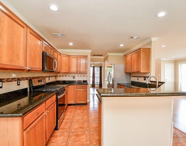 11707 Turtle Lake Drive - Photo Thumbnail 12