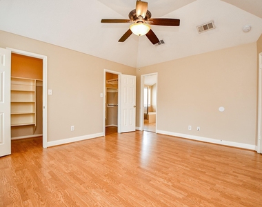 11707 Turtle Lake Drive - Photo Thumbnail 24