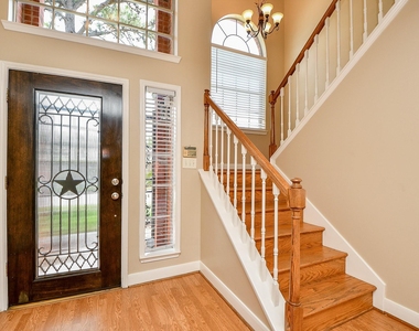 11707 Turtle Lake Drive - Photo Thumbnail 4