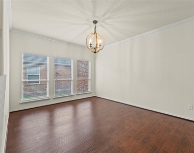 15403 Redbud Dale Court - Photo Thumbnail 8