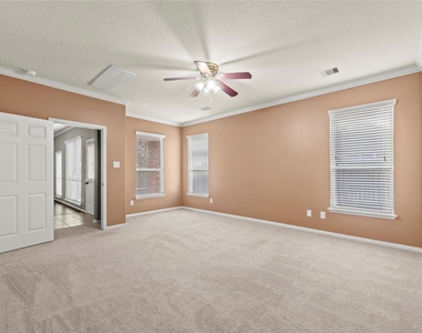 15403 Redbud Dale Court - Photo Thumbnail 9