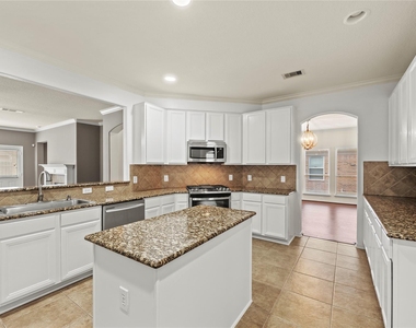 15403 Redbud Dale Court - Photo Thumbnail 5