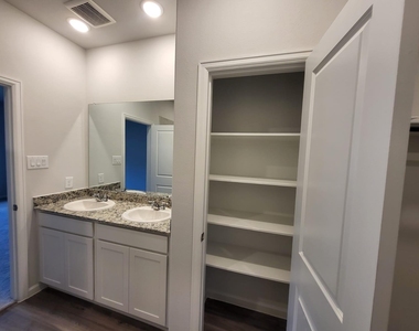 8030 Peppercorn Street - Photo Thumbnail 13