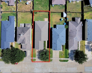 2930 Ribbon Creek Way - Photo Thumbnail 21