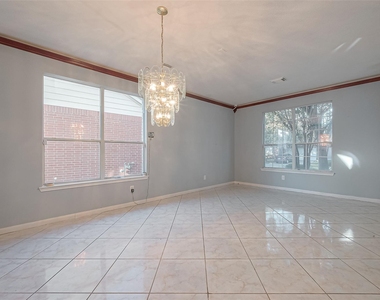 9407 Demsey Mill Drive - Photo Thumbnail 3