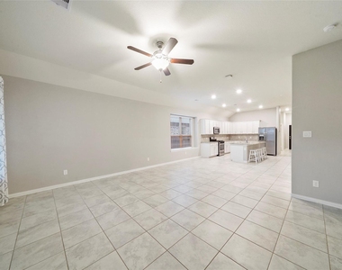 27910 Augusta View Drive - Photo Thumbnail 17