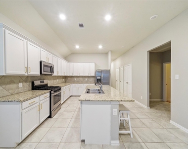 27910 Augusta View Drive - Photo Thumbnail 10