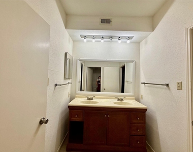 8055 Cambridge Street - Photo Thumbnail 19
