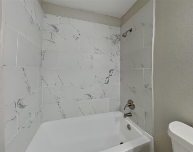5010 Diamondcliff Court - Photo Thumbnail 17