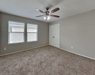 5010 Diamondcliff Court - Photo Thumbnail 14