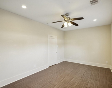 209 Burr Street - Photo Thumbnail 20