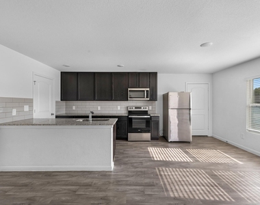 12998 Sorrento Bay Drive - Photo Thumbnail 12