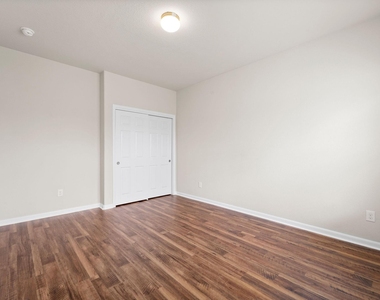 3548 Rebecca Street - Photo Thumbnail 21