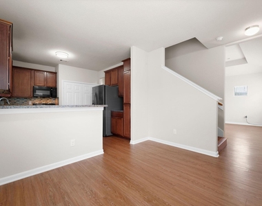 3548 Rebecca Street - Photo Thumbnail 7